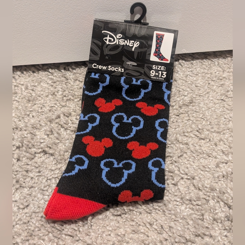 🎈3/$15🎈New! Adult Disney Mickey Mouse Crew socks Size 9-13
